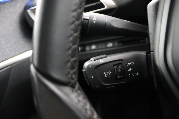 Peugeot 3008 1.2 PureTech Allure*HAAK*CAM*ACC*CARPLAY*LED*NAVI*