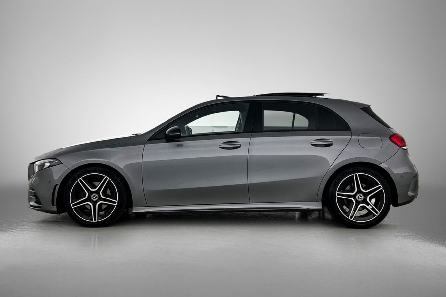 Mercedes-Benz A-Klasse 200 Business Solution AMG(Goed ondH, Panorama, Sfeerverlichting, Lane Assist,Navi, Camera, StoelV, Etc)