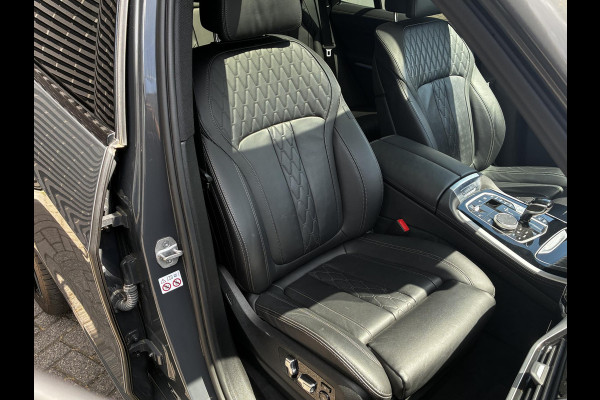 BMW X5 xDrive45e High Executive M Sport Pakket Automaat /  Live Cockpit Professional / Panoramadak / Driving Assistant Professional / Trekhaak / Luchtvering / Comfortstoelen / M Sportremsysteem / 22 Inch / Hifi / Parkeerhulpsysteem Plus