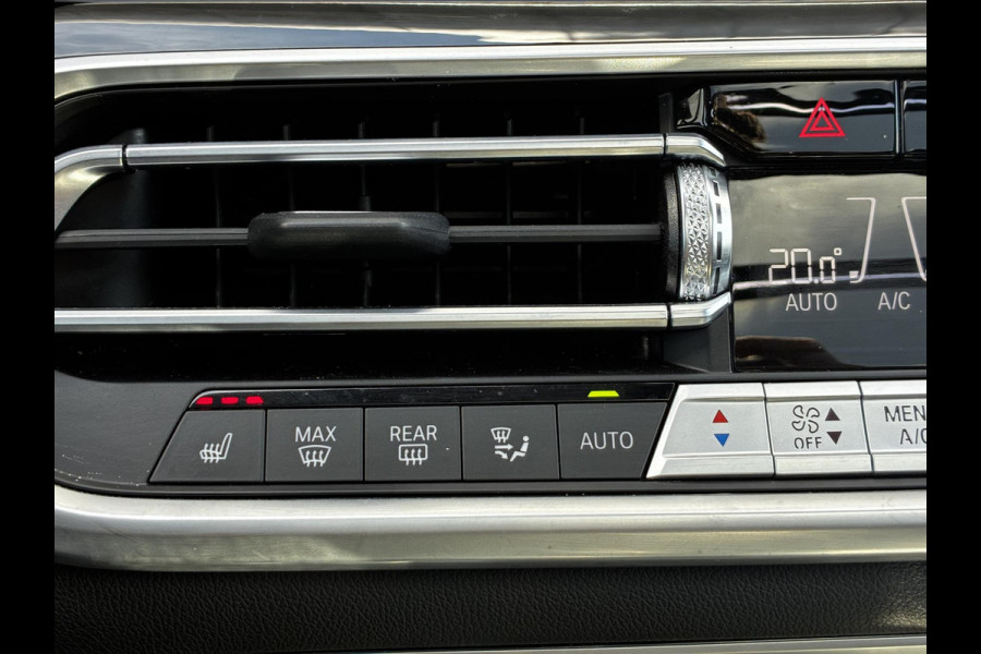 BMW X5 xDrive45e High Executive M Sport Pakket Automaat /  Live Cockpit Professional / Panoramadak / Driving Assistant Professional / Trekhaak / Luchtvering / Comfortstoelen / M Sportremsysteem / 22 Inch / Hifi / Parkeerhulpsysteem Plus