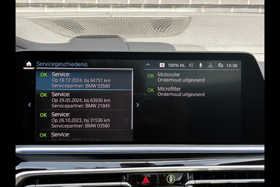 BMW X5 xDrive45e High Executive M Sport Pakket Automaat /  Live Cockpit Professional / Panoramadak / Driving Assistant Professional / Trekhaak / Luchtvering / Comfortstoelen / M Sportremsysteem / 22 Inch / Hifi / Parkeerhulpsysteem Plus