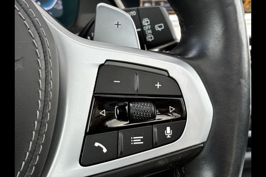 BMW X5 xDrive45e High Executive M Sport Pakket Automaat / Live Cockpit Professional / Panoramadak / Trekhaak / Comfortstoelen / Head-Up Display / Luchtvering / Driving Assistant Professional / Hifi / Stoelverwarming voor+achter /