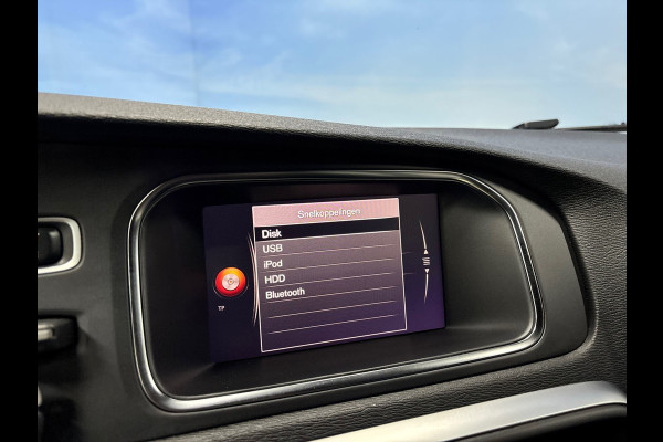 Volvo V40 2.0 T4 Business Sport Navi | Clima | Cruise | PDC | Trekhaak