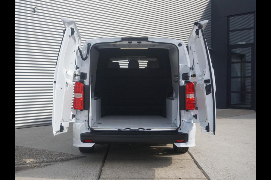 Opel Vivaro-e Dubbele Cabine 75kWh | STX Sport | Mooiste  bus van NL (!) | Lederen bekleding | Spoilerpakket | 18 inch Lichtmetalen velgen | Dynamic Comfort NAV Pakket | Winterpakket | 2x schuifdeur | Betimmering | Comfortstoelen |