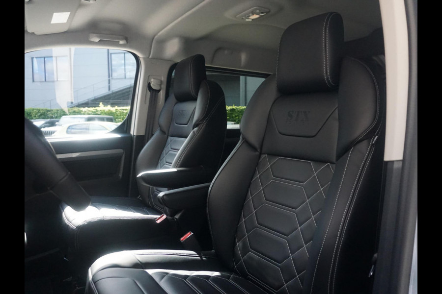 Opel Vivaro-e Dubbele Cabine 75kWh | STX Sport | Mooiste  bus van NL (!) | Lederen bekleding | Spoilerpakket | 18 inch Lichtmetalen velgen | Dynamic Comfort NAV Pakket | Winterpakket | 2x schuifdeur | Betimmering | Comfortstoelen |