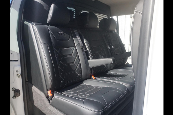 Opel Vivaro-e Dubbele Cabine 75kWh | STX Sport | Mooiste  bus van NL (!) | Lederen bekleding | Spoilerpakket | 18 inch Lichtmetalen velgen | Dynamic Comfort NAV Pakket | Winterpakket | 2x schuifdeur | Betimmering | Comfortstoelen |