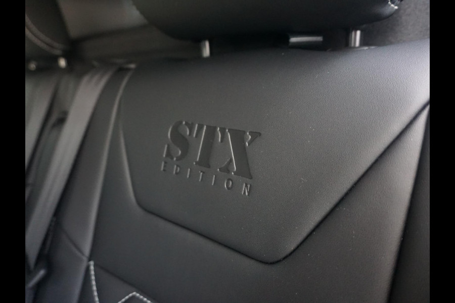 Opel Vivaro-e Dubbele Cabine 75kWh | STX Sport | Mooiste  bus van NL (!) | Lederen bekleding | Spoilerpakket | 18 inch Lichtmetalen velgen | Dynamic Comfort NAV Pakket | Winterpakket | 2x schuifdeur | Betimmering | Comfortstoelen |