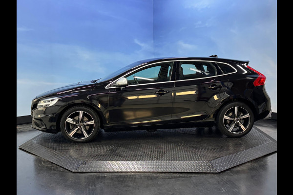 Volvo V40 2.0 T4 Business Sport Navi | Clima | Cruise | PDC | Trekhaak