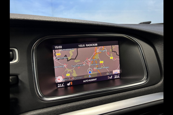Volvo V40 2.0 T4 Business Sport Navi | Clima | Cruise | PDC | Trekhaak