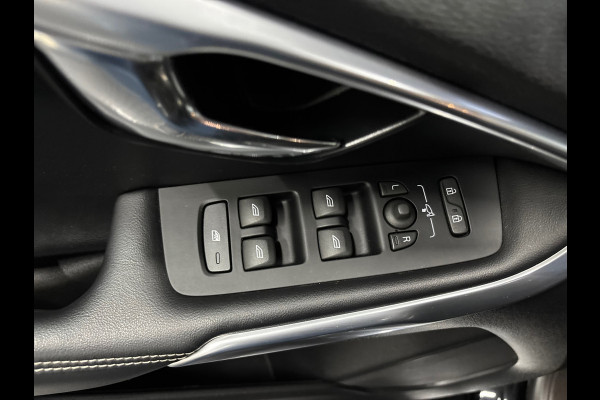 Volvo V40 2.0 T4 Business Sport Navi | Clima | Cruise | PDC | Trekhaak