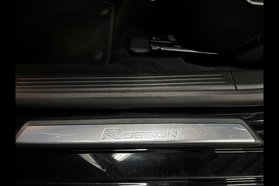 Volvo V40 2.0 T4 Business Sport Navi | Clima | Cruise | PDC | Trekhaak