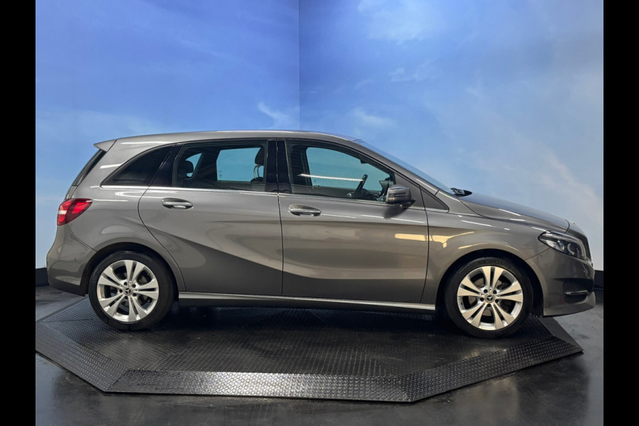 Mercedes-Benz B-Klasse 200 Prestige Airco | Navi | PDC | LED | Trekhaak