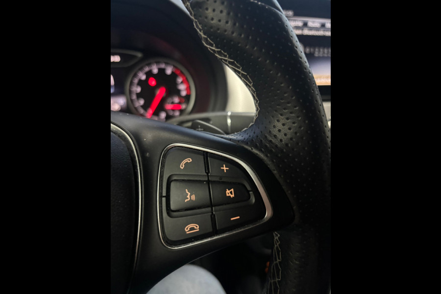 Mercedes-Benz B-Klasse 200 Prestige Airco | Navi | PDC | LED | Trekhaak