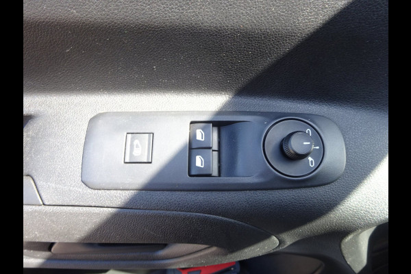 Peugeot Partner 1.2 PureTech Pro BENZINE AIRCO NAVI CRUISE CONTROL PDC SCHUIFDEUR