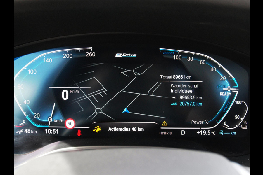 BMW X3 xDrive30e Business Edition Plus | Panoramadak | Head-Up Display | Camera | Sfeerverlichting | LED-Laser |