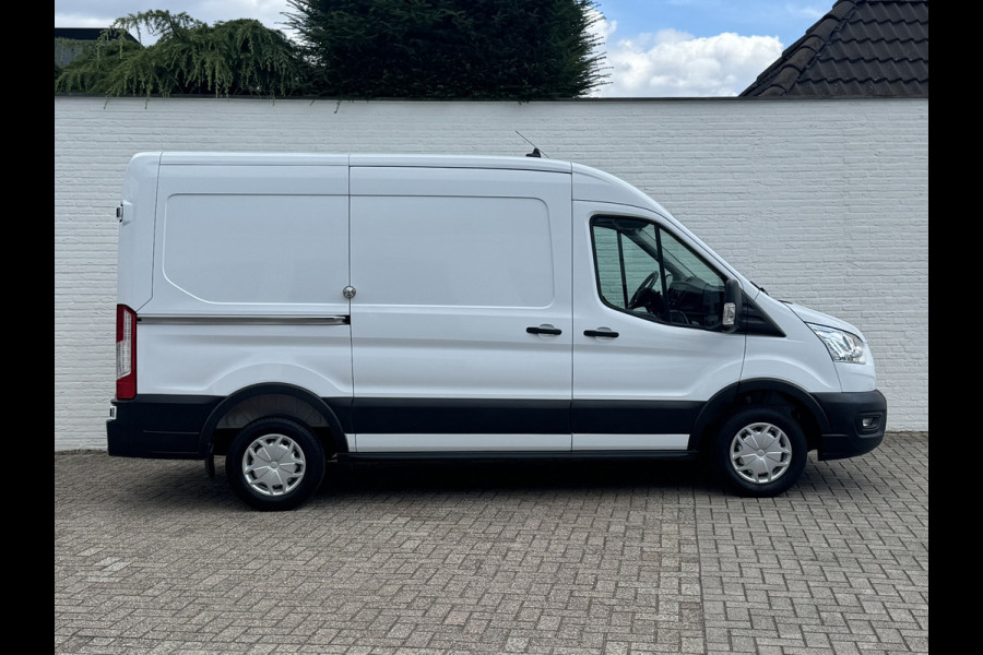 Ford Transit 130pk L2H2 Trend Airco Cruise Pdc 3 Zitplaatsen Usb Laadruimte beveiliging