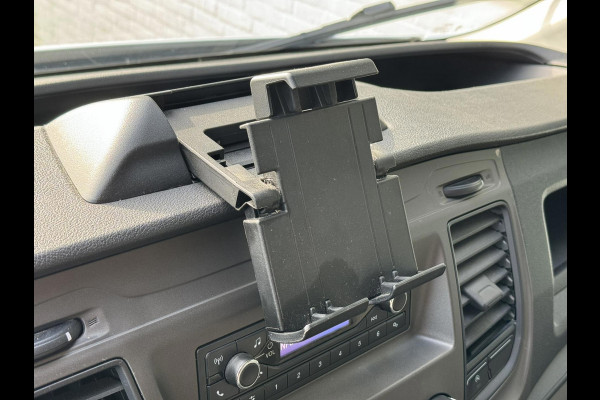Ford Transit 130pk L2H2 Trend Airco Cruise Pdc 3 Zitplaatsen Usb Laadruimte beveiliging