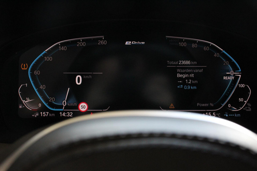 BMW X3 xDrive30e 292pk Hybrid Steptronic M Sport Navigatie Apple Carplay/Android Auto Parkeersensoren Camera Panoramadak Adaptive Cruise Control Adaptieve LED-koplampen Sound-systeem Harman-Kardon Climatronic