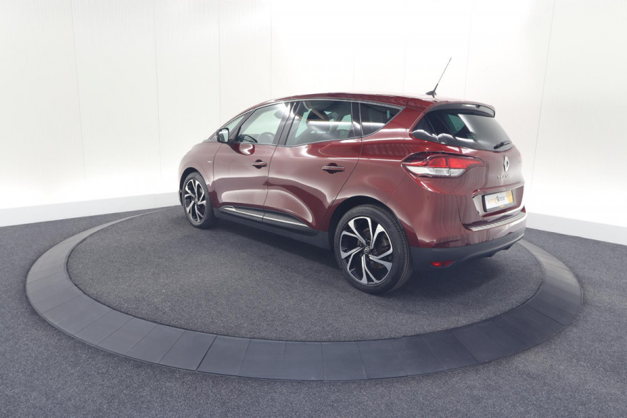 Renault Scénic TCe 140 EDC Limited | Camera | Stoelverwarming | Navigatie | Apple Carplay