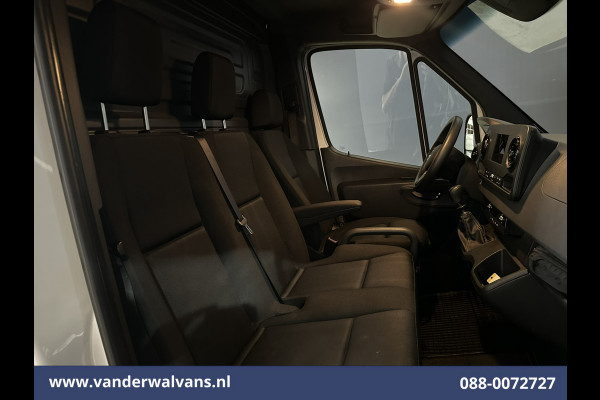 Mercedes-Benz Sprinter 315 CDI 150pk L1H1 Euro6 Airco | Camera | Navigatie | Apple Carplay | Chauffeursstoel | Tachograaf Android Auto, Trekhaak, Bijrijdersbank, Tachograaf