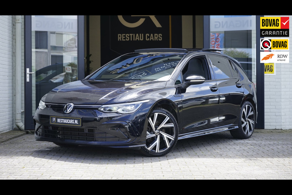 Volkswagen Golf VIII 1.5 eTSI R-Line ACC|AMBIANCE|CAMERA|IQ LIGHT|KEYLESS|MODE|PANORAMA|STOELVERWARMING