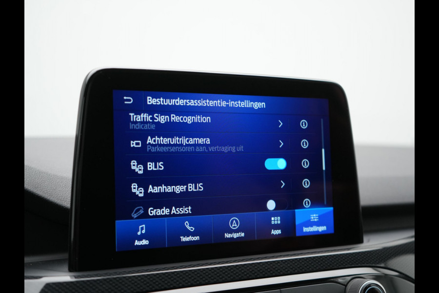 Ford Kuga 2.5 ST-Line X PHEV 225pk Dealer O.H. | Trekhaak Af Fabriek | Adaptive Cruise | 360 Camera | Bang & Olufsen | Alcantara Sportstoelen Verwarmd | Stuurverwarmd | Keyless | Blis | Apple Carplay | Navigatie | DAB | Plug In Hybrid |