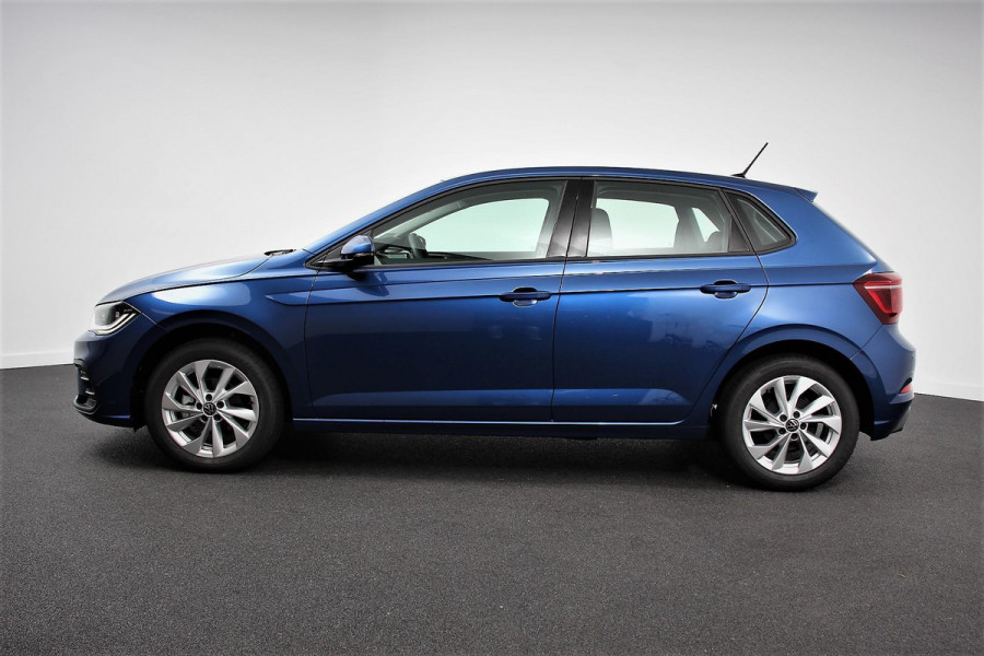Volkswagen Polo 1.0 TSI DSG Style Navigatie Climate Control Adaptieve Cruise Control Camera Lane Assist LED Matrix DAB Parkeer sensoren Apple Carplay/ Android Auto