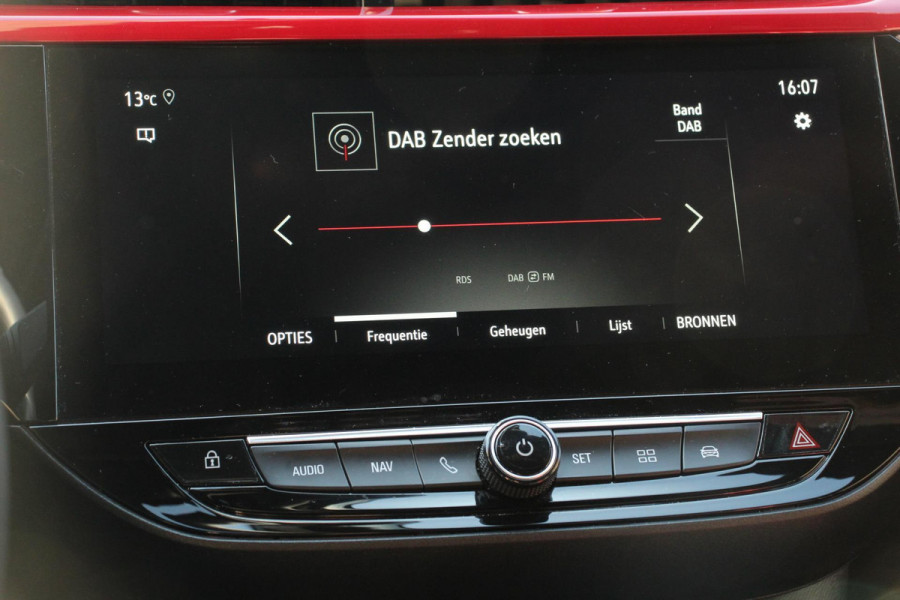 Opel Corsa 1.2 100pk Turbo GS Line Navigatie Apple Carplay/Android Auto Climate Control Cruise Control Lichtmetalen velgen Sportstoelen