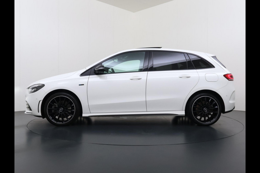 Mercedes-Benz B-Klasse 250 e Business Solution AMG Limited PANORAMA DAK | 360 CAMERA | SFEER VERLICHTING | ADAPTIEF CRUISE CONTROL | MEMORY OP STOEL | HEAD-UP DISPLAY | 12 MND BOVAG GARANTIE |