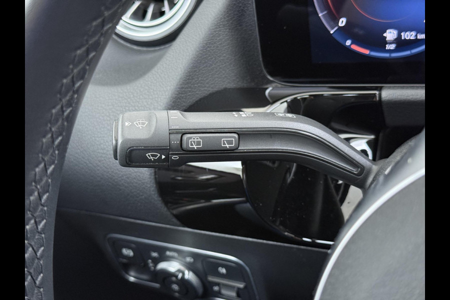 Mercedes-Benz B-Klasse 250 e Business Solution AMG Limited PANORAMA DAK | 360 CAMERA | SFEER VERLICHTING | ADAPTIEF CRUISE CONTROL | MEMORY OP STOEL | HEAD-UP DISPLAY | 12 MND BOVAG GARANTIE |