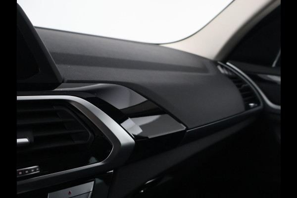 BMW X3 xDrive20i HIGH EXECUTVE M-SPORT + 20 INCH | TREKHAAK | ADAPTIVE CRUISE | DIGITALE COCKPIT