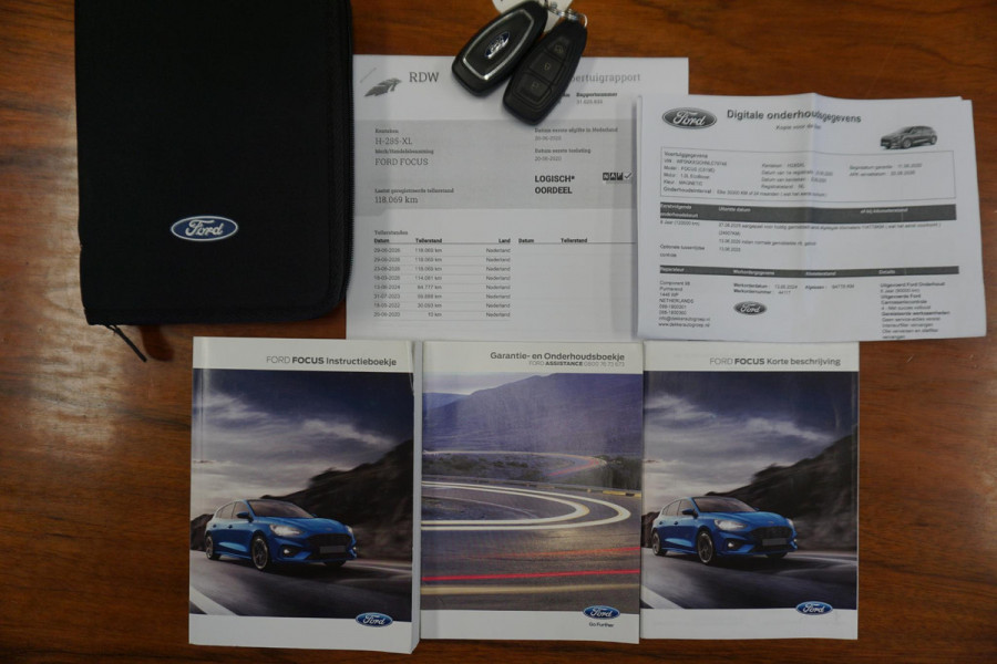 Ford Focus 1.0 EcoB.125PK Titanium Bus/Inparkeer hulpsysteem/ 100%Dealeronderhouden.