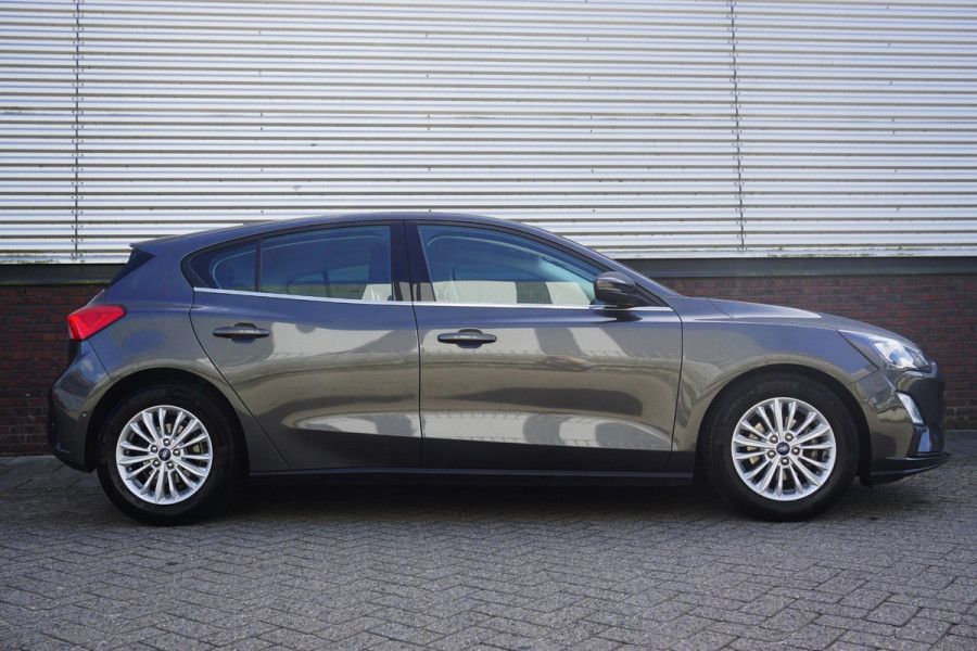 Ford Focus 1.0 EcoB.125PK Titanium Bus/Inparkeer hulpsysteem/ 100%Dealeronderhouden.