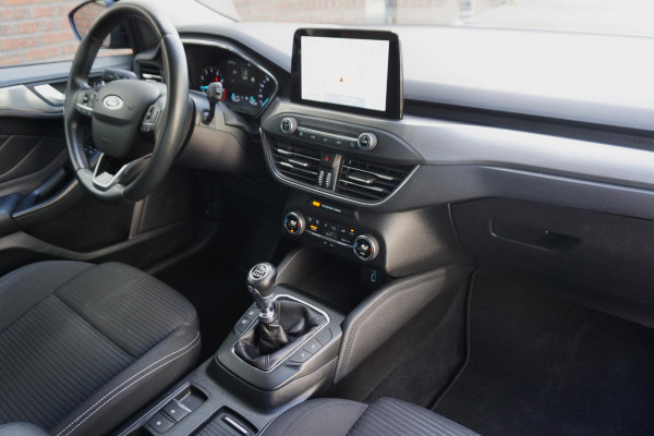 Ford Focus 1.0 EcoB.125PK Titanium Bus/Inparkeer hulpsysteem/ 100%Dealeronderhouden.