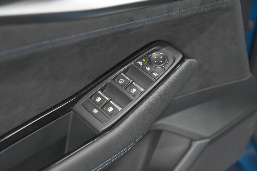 Renault Austral 1.2 E-Tech full hybrid 200 esprit Alpine | Panoramadak | Harman Kardon Audio | 360 Camera | Head-Up Display