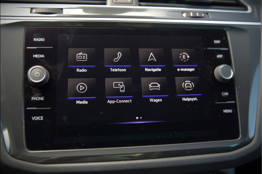 Volkswagen Tiguan 1.4 TSI eHybrid Elegance Business | Stoelverwarming | Stuurverwarming | Massage | 360 Camera | iQ Light | Ambiance Verlichting | Adaptive Cruise Control | Keyless | Apple Carplay | Navigatie | SOH 96%