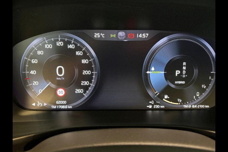 Volvo XC40 T4 Aut. Plug-in Hybrid Bright Parkassist Airco DAB+ 211pk