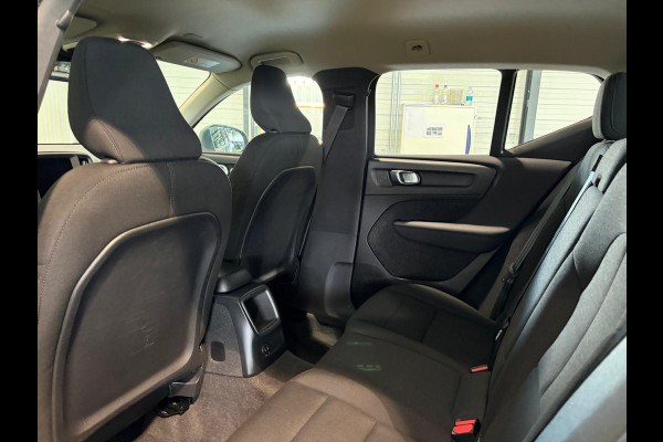 Volvo XC40 T4 Aut. Plug-in Hybrid Bright Parkassist Airco DAB+ 211pk