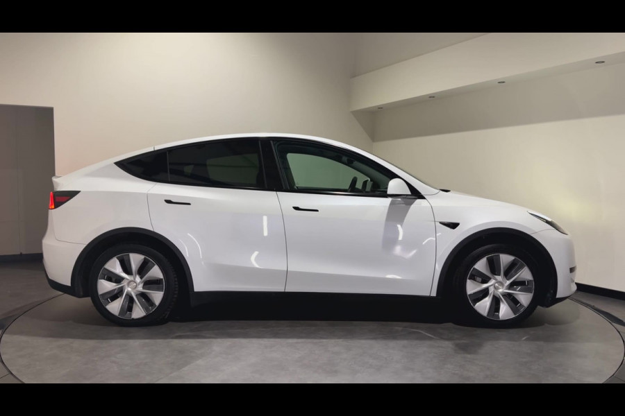 Tesla Model Y RWD 58 kWh | Cruise Control Adaptief | Soh (batterijcheck) Waarde 92,2 %