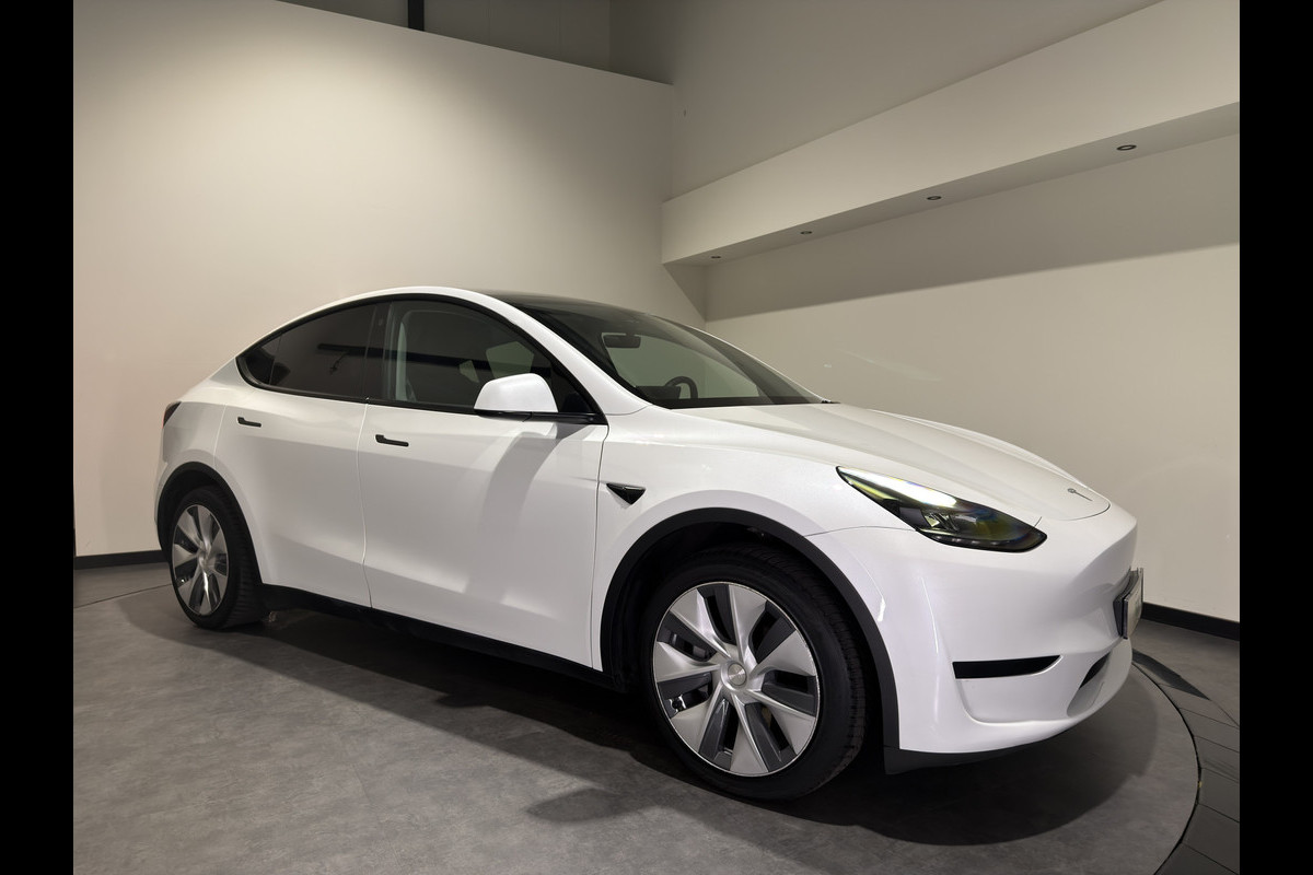 Tesla Model Y RWD 58 kWh | Cruise Control Adaptief | Soh (batterijcheck) Waarde 92,2 %