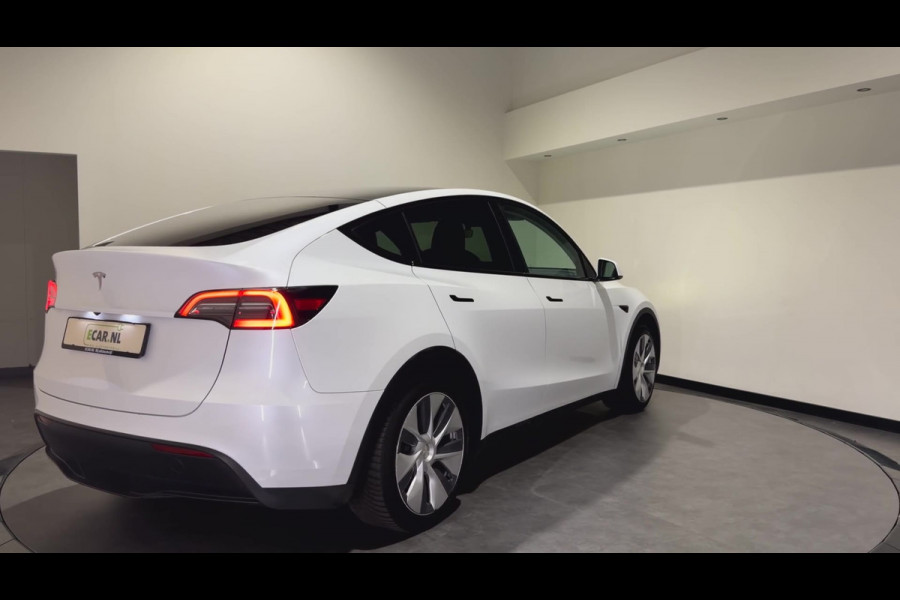 Tesla Model Y RWD 58 kWh | Cruise Control Adaptief | Soh (batterijcheck) Waarde 92,2 %