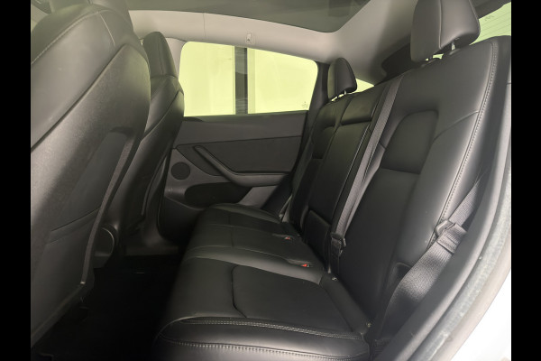 Tesla Model Y RWD 58 kWh | Cruise Control Adaptief | Soh (batterijcheck) Waarde 92,2 %