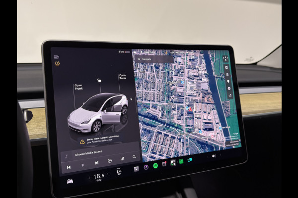 Tesla Model Y RWD 58 kWh | Cruise Control Adaptief | Soh (batterijcheck) Waarde 92,2 %