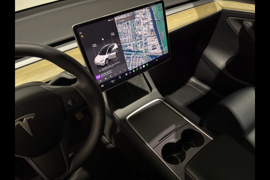 Tesla Model Y RWD 58 kWh | Cruise Control Adaptief | Soh (batterijcheck) Waarde 92,2 %