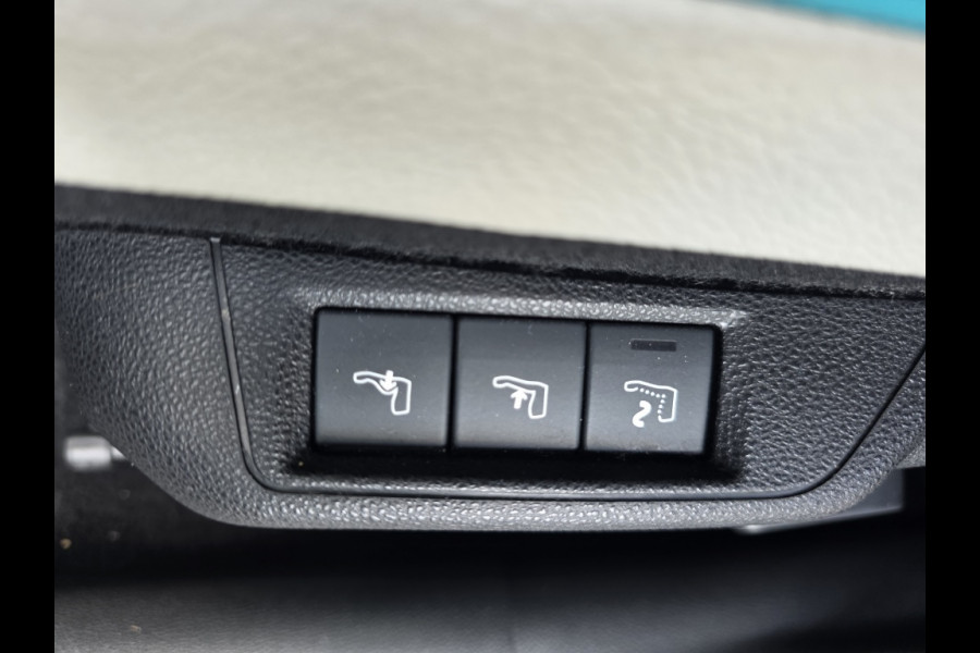 Fiat 600 105PK Hybrid La Prima | Massagestoel | Leder | Full options |