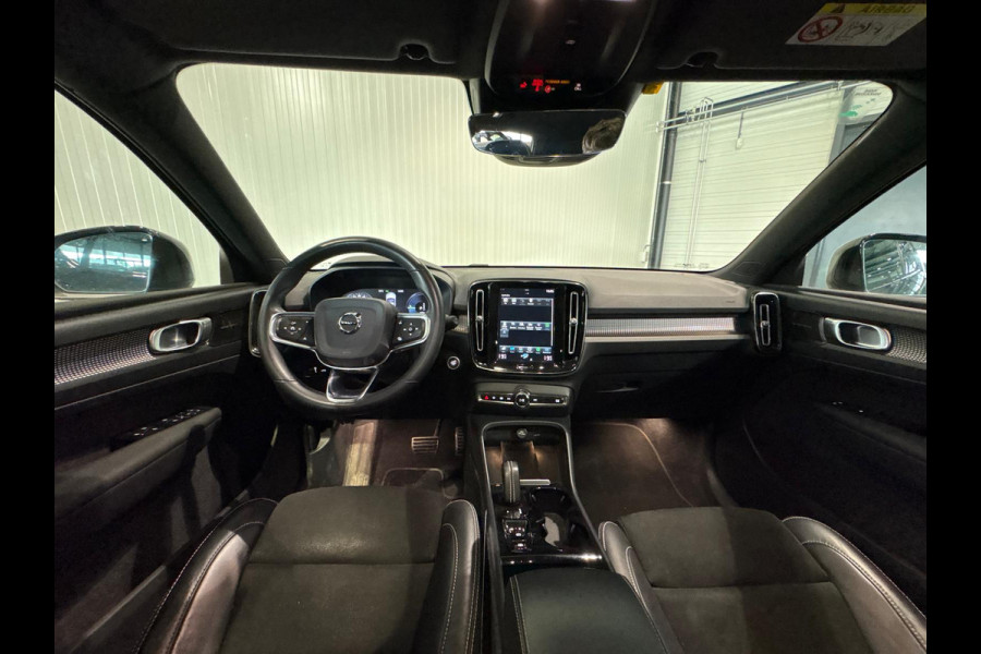 Volvo XC40 T4 Aut. Plug-in Hybrid R-Design Parkeercamera Panoramadak 211pk