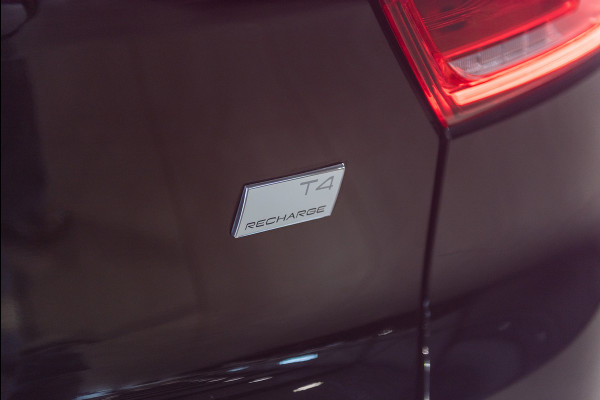 Volvo XC40 T4 Aut. Plug-in Hybrid Inscription ACC Parkeercamera Stoelverwarming 211pk