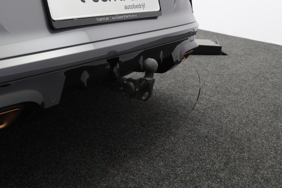 CUPRA Formentor 1.4 e-Hybrid VZ 245 PK Performance PHEV, Panoramadak, 360 Camera, Trekhaak, Stuur-Startknop