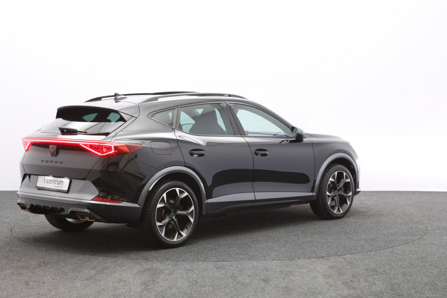 CUPRA Formentor 1.4 e-Hybrid VZ 245 PK Performance PHEV, Panoramadak, 360 Camera, Trekhaak, Stuur-Startknop