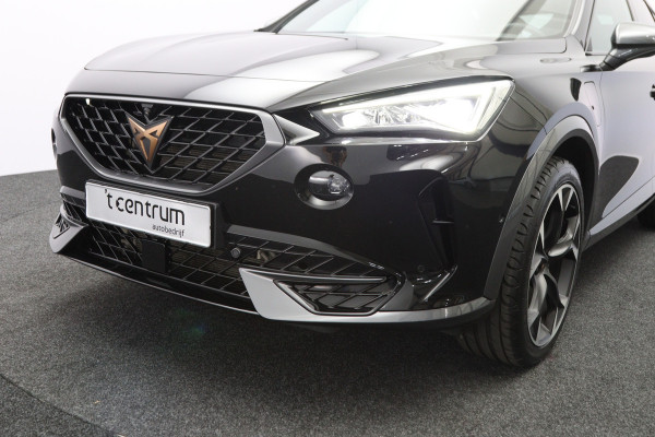 CUPRA Formentor 1.4 e-Hybrid VZ 245 PK Performance PHEV, Panoramadak, 360 Camera, Trekhaak, Stuur-Startknop